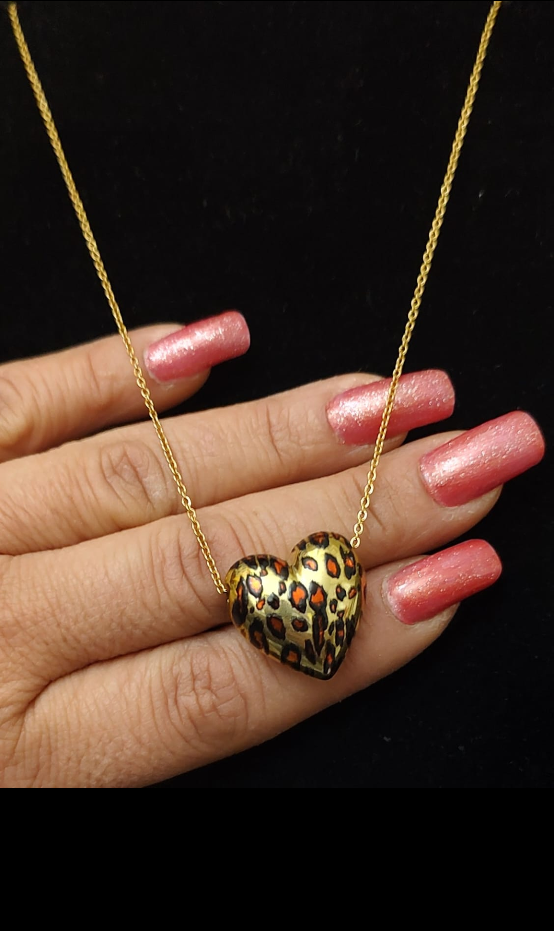Catenina con cuore animalier in acciaio.