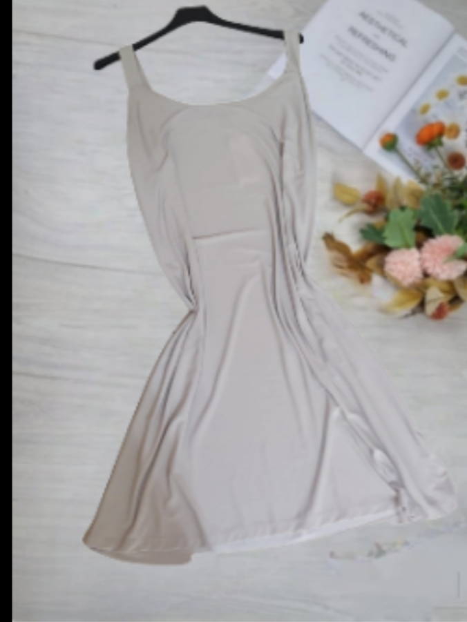 Vestito curvy con bretelle in viscosa
