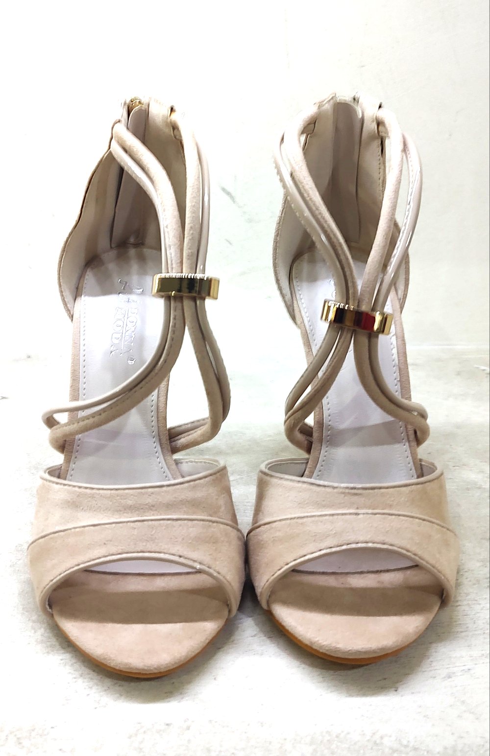 Sandalo beige - sconto del 50%